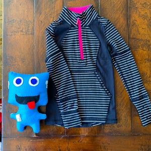 - Ivivva by Lululemon Girls Pullover - size 4
